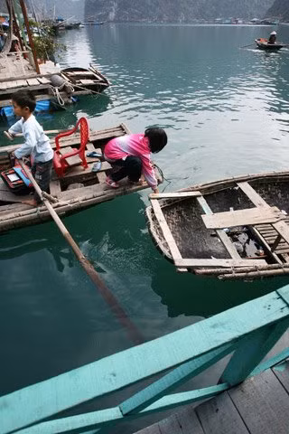 Lênh đênh con chữ giữa lòng biển khơi ảnh 10
