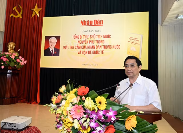 Đồng chí Phạm Minh Chính phát biểu tại Lễ ra mắt sách (Ảnh: Trần Long/Báo Kinh tế Đô thị). Đồng chí Phạm Minh Chính phát biểu tại Lễ ra mắt sách (Ảnh: Trần Long/Báo Kinh tế Đô thị).