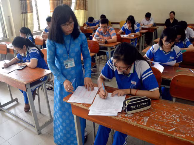 Ăn xôi Chùa ngọng miệng!