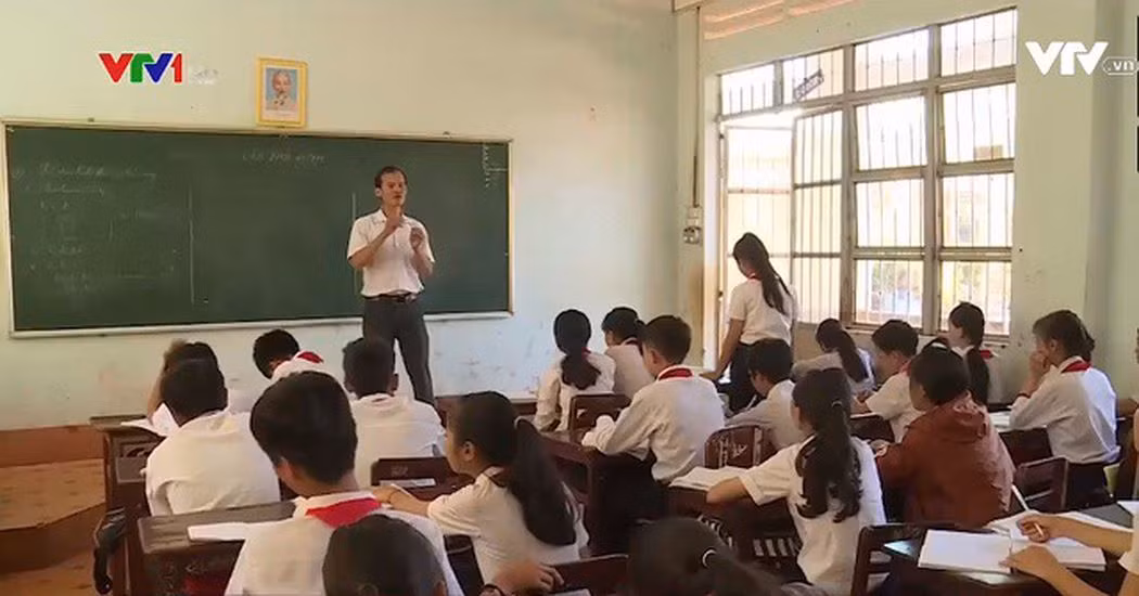 Hà Nội chuẩn bị xây dựng kế hoạch biên chế giáo viên năm 2020 (Ảnh minh họa: vtv.vn). Hà Nội chuẩn bị xây dựng kế hoạch biên chế giáo viên năm 2020 (Ảnh minh họa: vtv.vn).