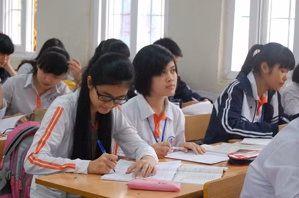 Trường THPT Lê Lợi là trường đầu tiên được UBND TP và Sở GD&amp;ĐT Hà Nội đồng ý cho thí điểm mô hình giáo dục công chất lượng cao trong khoảng 3 năm. Ảnh Xuân Trung