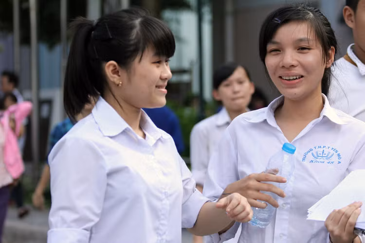 Thí sinh cả nước bắt đầu thi cao đẳng ảnh 1