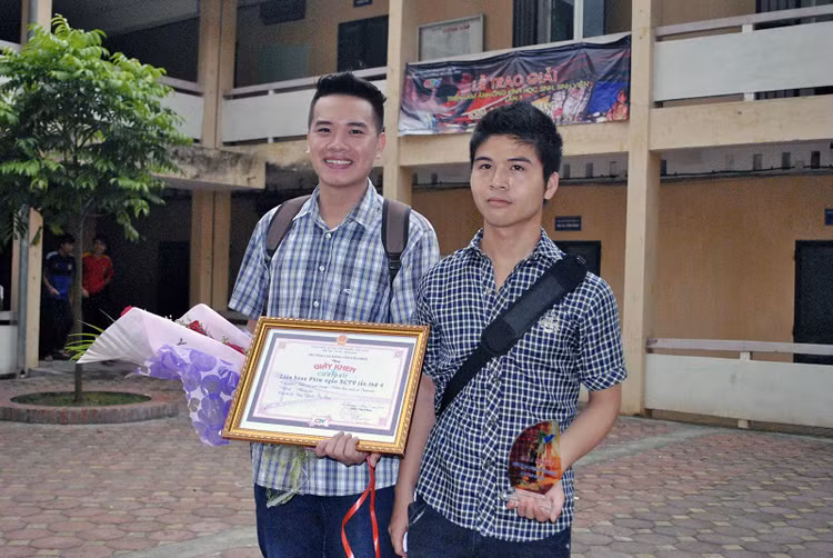“Bắt nạt qua mạng - hiểm họa mới từ internet” ảnh 1 “Bắt nạt qua mạng - hiểm họa mới từ internet” ảnh 1