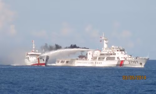Trung Quốc vẫn tiếp tục gia tăng các hoạt động trái phép, tấn công tàu kiểm ngư của Việt Nam