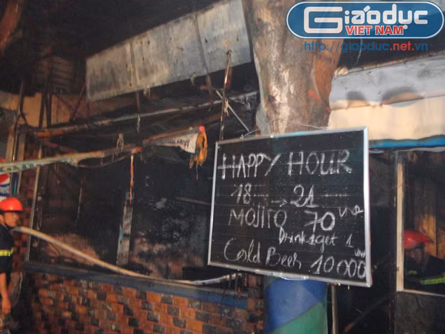 Nhận được tin báo, gần 30 phút sau, lực lượng Cảnh sát Phòng cháy chữa cháy Công an tỉnh Bà Rịa – Vũng Tàu đã điều 5 xe cứu hỏa và hàng chục chiến sĩ đến hiện trường để dập tắt ngọn lửa. Hơn 1 giờ sau, ngọn lửa được dập tắt hoàn toàn. Tuy nhiên, toàn bộ câu lạc bộ bi da 52A diện tích hàng trăm mét vuông bị ngọn lửa thiêu rụi. Các vách tường của câu lạc bộ này bị nứt, sập. Hiện cơ quan chức năng đang điều tra làm rõ nguyên nhân vụ cháy. Câu lạc bộ thu hút rất đông khách nước ngoài đến giải trí