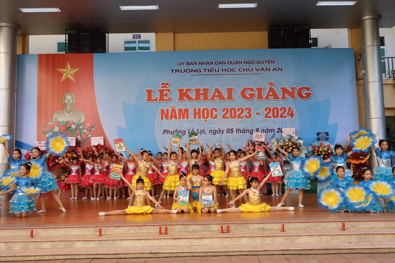 Với sự đoàn kết, đồng thuận và quyết tâm cao, năm học 2023-2024, Trường Tiểu học Chu Văn An sẽ chuyển mình mạnh mẽ hơn, đáp ứng tốt hơn yêu cầu về giáo dục và đào tạo, xứng đáng là địa chỉ tin cậy của các bậc phụ huynh (Ảnh: LT) Với sự đoàn kết, đồng thuận và quyết tâm cao, năm học 2023-2024, Trường Tiểu học Chu Văn An sẽ chuyển mình mạnh mẽ hơn, đáp ứng tốt hơn yêu cầu về giáo dục và đào tạo, xứng đáng là địa chỉ tin cậy của các bậc phụ huynh (Ảnh: LT)