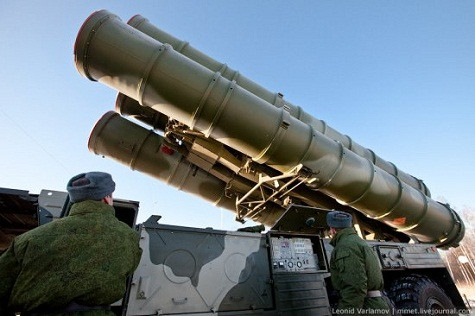 Nga trang bị cho Hạm đội Baltic hệ thống tên lửa S-400 Nga trang bị cho Hạm đội Baltic hệ thống tên lửa S-400