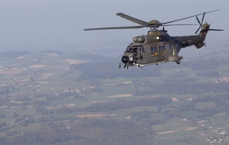 Trực thăng Super Puma của Không quân Thụy Sỹ ở Meiringen.