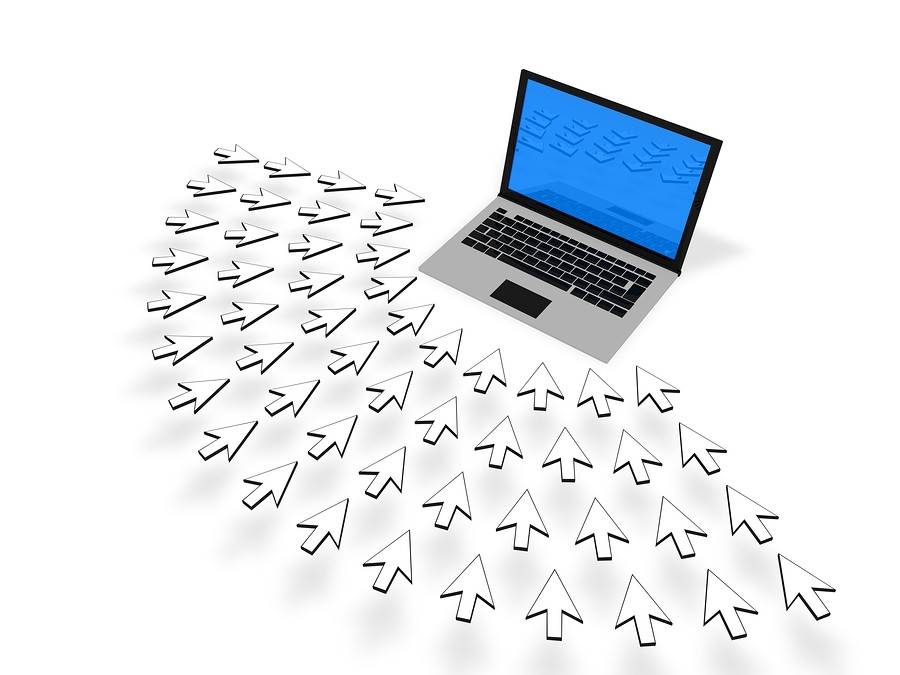 Muốn phát triển hình thức đào tạo E – Learning thì cần kiểm soát chất lượng của các khóa học, các video được phát tán trên mạng. (Ảnh minh họa: FPT)
