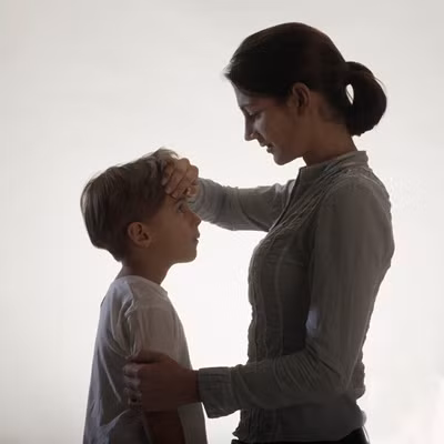 Đã bao nhiêu ngày kể từ khi mẹ bỏ bố con con đi rồi nhưng con không thể nào thôi nghĩ và nhớ về mẹ. Đã bao nhiêu ngày kể từ khi mẹ bỏ bố con con đi rồi nhưng con không thể nào thôi nghĩ và nhớ về mẹ.