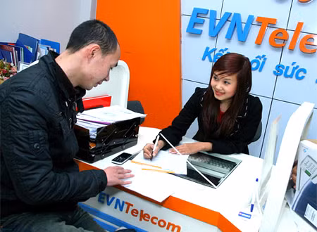 EVN Telecom đang tỏ ra rất "đắt khách". EVN Telecom đang tỏ ra rất "đắt khách".