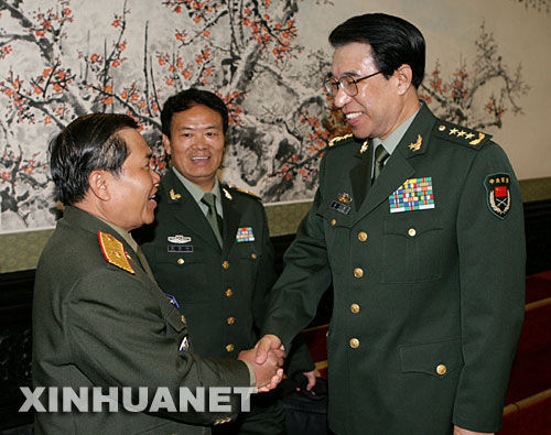 Quan hệ quân sự Trung Quốc-Lào ngày càng mật thiết Quan hệ quân sự Trung Quốc-Lào ngày càng mật thiết