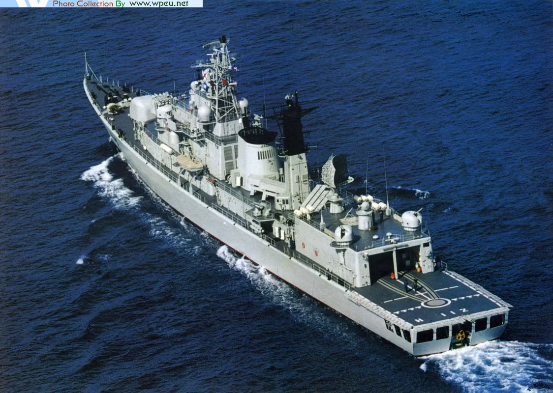 Trung Quốc có khả năng tự chế tạo nhiều loại tàu chiến, máy bay, tên lửa...
