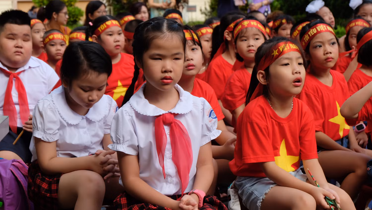 Học sinh trường Nguyễn Đình Chiểu rất xinh xắn ngày bắt đầu năm học mới.