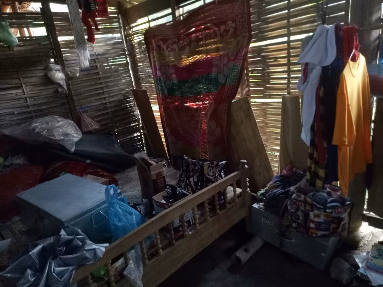 Cảnh đơn sở nơi cư xá của Minh Phương.