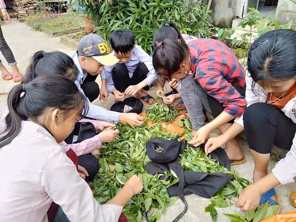Các em học sinh từ lớp 3 trở lên sẽ được ăn, ở, sinh hoạt học tập tại nhà trường. (Ảnh: Nhà trường cung cấp)
