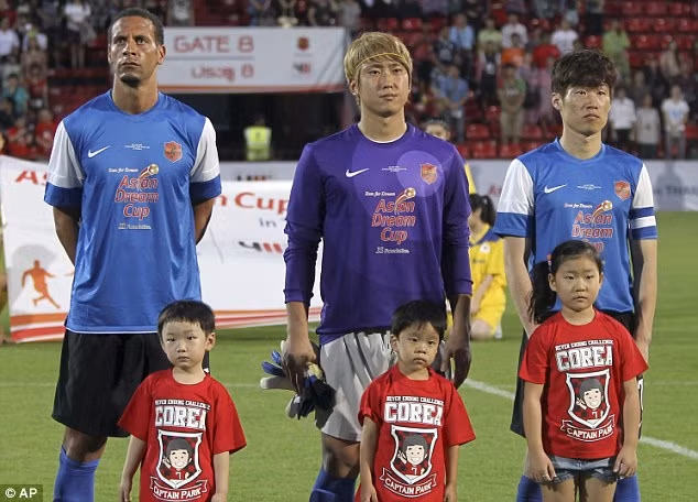 Ferdinand và Park Ji-sung Ferdinand và Park Ji-sung