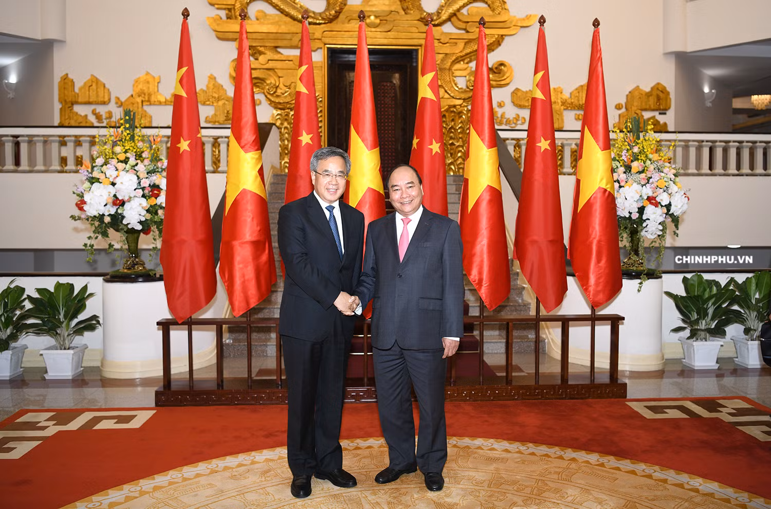 Thủ tướng Nguyễn Xuân Phúc tiếp Phó Thủ tướng Trung Quốc Hồ Xuân Hoa. Ảnh: VGP/Quang Hiếu