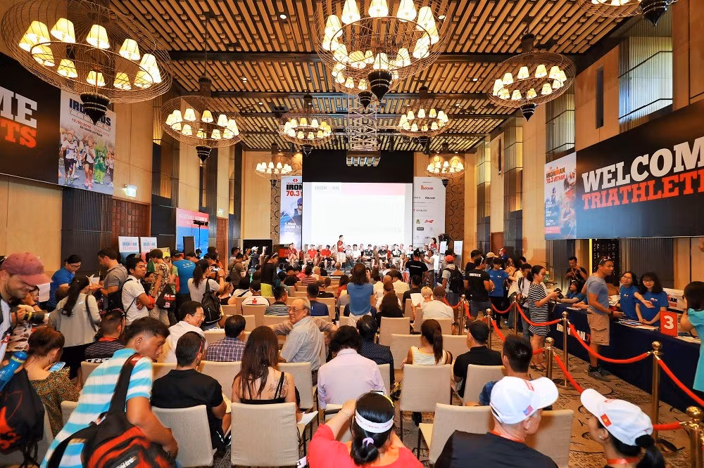 Quang cảnh buổi họp báo