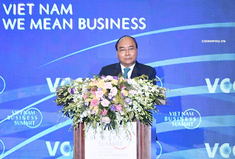 Thủ tướng Nguyễn Xuân Phúc phát biểu tại Hội nghị Thượng đỉnh Kinh doanh 2018. Ảnh: VGP/Quang Hiếu Thủ tướng Nguyễn Xuân Phúc phát biểu tại Hội nghị Thượng đỉnh Kinh doanh 2018. Ảnh: VGP/Quang Hiếu