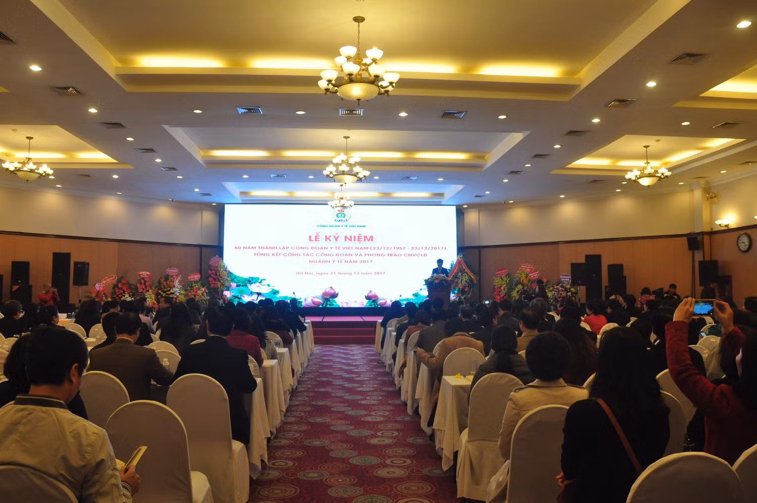 Toàn cảnh lễ kỷ niệm. (Ảnh: moh.gov.vn) Toàn cảnh lễ kỷ niệm. (Ảnh: moh.gov.vn)
