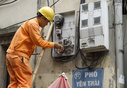 Tổng công ty Điện lực TP Hà Nội khẳng định: Quá trình ghi chỉ số công tơ không có sai sót, quá trình tính toán hóa đơn tiền điện không có sai sót.