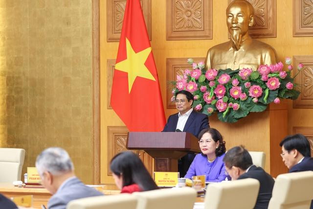 Thủ tướng đánh giá cao các ý kiến thẳng thắn, tâm huyết, trách nhiệm và đề xuất, kiến nghị cụ thể, thiết thực, sát thực tiễn của các đại biểu. Ảnh: VGP/Nhật Bắc Thủ tướng đánh giá cao các ý kiến thẳng thắn, tâm huyết, trách nhiệm và đề xuất, kiến nghị cụ thể, thiết thực, sát thực tiễn của các đại biểu. Ảnh: VGP/Nhật Bắc