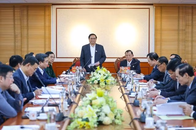 Thủ tướng yêu cầu tập trung xây dựng tổ chức hội vững mạnh từ Trung ương đến cơ sở cả về chính trị, tư tưởng, tổ chức và đạo đức. Ảnh: VGP/Nhật Bắc Thủ tướng yêu cầu tập trung xây dựng tổ chức hội vững mạnh từ Trung ương đến cơ sở cả về chính trị, tư tưởng, tổ chức và đạo đức. Ảnh: VGP/Nhật Bắc