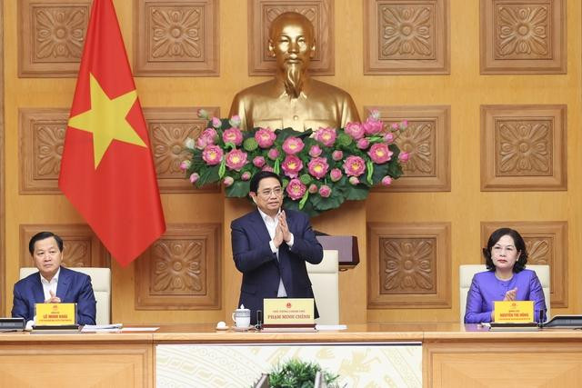 Thủ tướng đánh giá ngành ngân hàng cơ bản bảo đảm đáp ứng nhu cầu vốn tín dụng cho nền kinh tế. Ảnh: VGP/Nhật Bắc Thủ tướng đánh giá ngành ngân hàng cơ bản bảo đảm đáp ứng nhu cầu vốn tín dụng cho nền kinh tế. Ảnh: VGP/Nhật Bắc