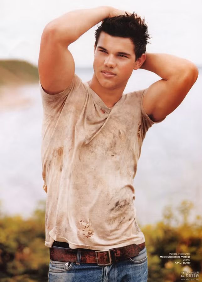 2. Taylor Lautner.