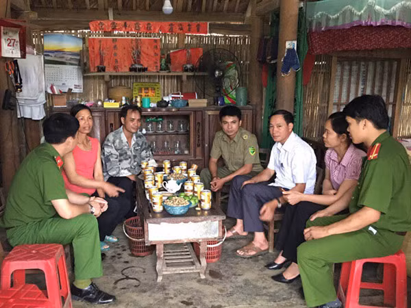 Tăng cường vận động phòng chống mua bán người qua biên giới ảnh 2 Tăng cường vận động phòng chống mua bán người qua biên giới ảnh 2