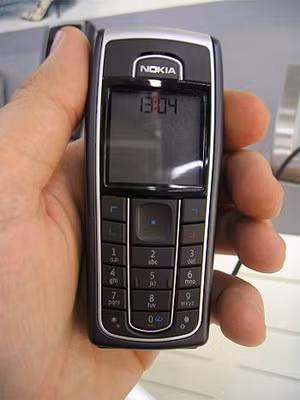 Nokia 6230: Là một con ngựa chăm chỉ. Các tính năng bao gồm: một khe căm thẻ nhớ ngoài, Bluetooth, đài FM, thiết bị nghe nhạc kỹ thuật số, máy ảnh VGA và hỗ trợ kết nối USB. Sau này là chiến 6200 tiếp nối nhưng không có gì khác so với sản phẩm năm trước. Giá tham khảo 450.000 VNĐ (Máy cũ)