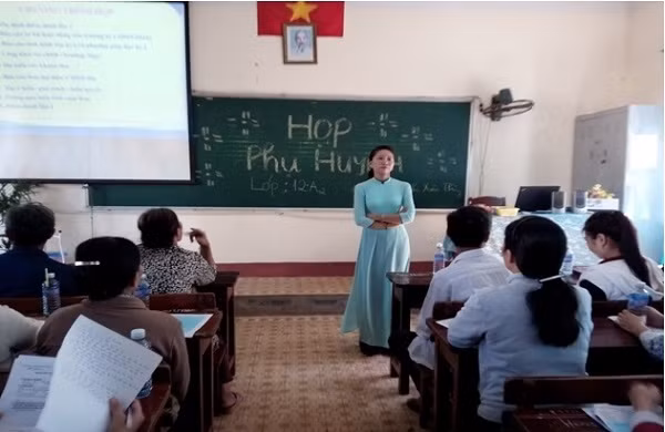 Hiệu trưởng đừng "mượn tay" Ban đại diện cha mẹ học sinh để lạm thu ảnh 2