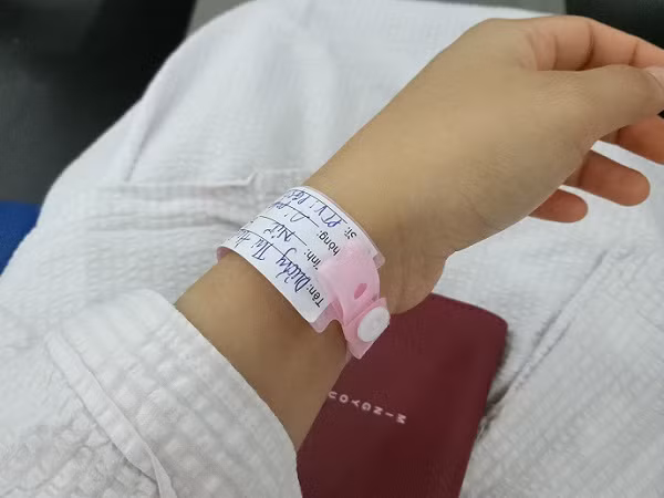 Hình ảnh Trang trong một đợt xạ trị (Ảnh: Nhân vật cung cấp)
