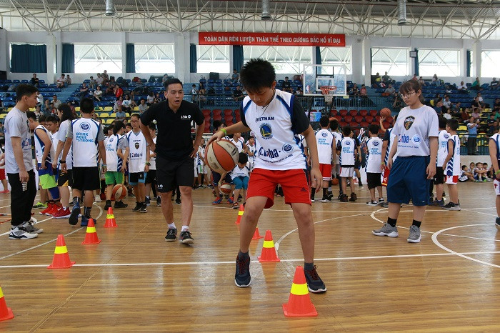 Dự kiến, chương trình Jr. NBA 2018 sẽ thu hút hơn 8.000 các bạn thanh thiếu niên đến từ hơn 200 trường tham gia.