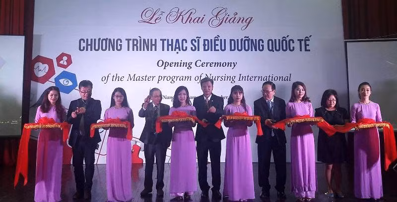  Nhật Bản hỗ trợ Đại học Duy Tân đào tạo ngành điều dưỡng ảnh 2