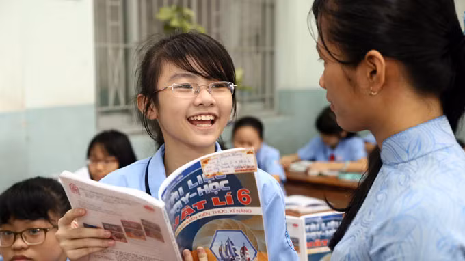 Chưa biết đến bao giờ mới đổi mới được chương trình - SGK. Ảnh minh họa, nguồn TTO. Chưa biết đến bao giờ mới đổi mới được chương trình - SGK. Ảnh minh họa, nguồn TTO.