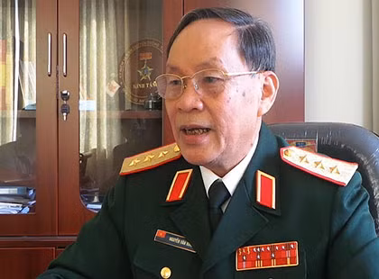 Thượng tướng Nguyễn Văn Rinh - nguyên Thứ trưởng Bộ Quốc phòng Việt Nam. Thượng tướng Nguyễn Văn Rinh - nguyên Thứ trưởng Bộ Quốc phòng Việt Nam.