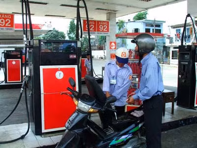 Xăng dầu được thực hiện theo cơ chế thị trường, có sự quản lý của Nhà nước.