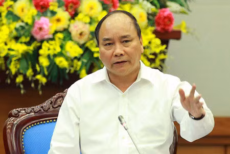 Theo chỉ đạo của Phó Thủ tướng, Bộ Nội vụ tiếp tục đổi mới công tác tuyển dụng, nâng ngạch, nâng hạng công chức, viên chức, bảo đảm công khai, minh bạch.
