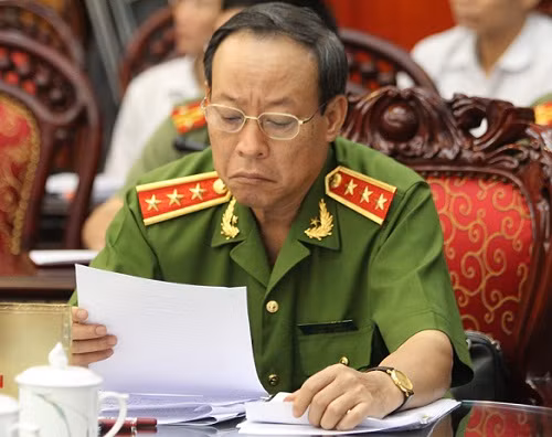 Thượng tướng Lê Quý Vương - Thứ trưởng Bộ Công an tại phiên làm việc sáng nay của Ủy ban Thường vụ Quốc hội. Ảnh: Ngọc Quang.