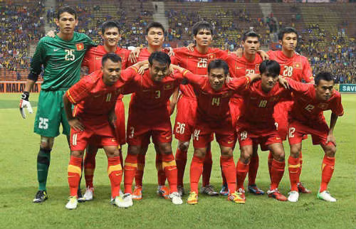 Tiếp tục chờ đợi... Tiếp tục chờ đợi...