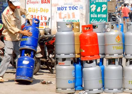 5. Ham rẻ mua các loại gas trôi nổi không rõ nguồn gốc trên thị trường. 5. Ham rẻ mua các loại gas trôi nổi không rõ nguồn gốc trên thị trường.