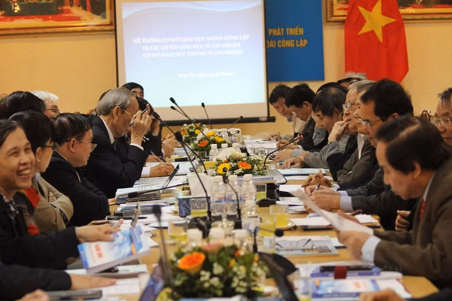 Hội thảo “Thực trạng và các giải pháp cấp thiết để củng cố và phát triển các trường đại học, cao đẳng ngoài công lập". (Ảnh: Thùy Linh)