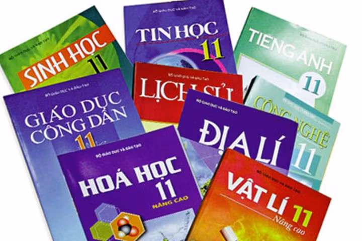 Làm sao để có một chương trình và nhiều bộ sách giáo khoa tốt? (Ảnh: Báo Zing) Làm sao để có một chương trình và nhiều bộ sách giáo khoa tốt? (Ảnh: Báo Zing)
