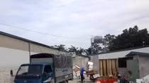 Nhà xưởng xây dựng sai phép trên đất nông nghiệp của công ty TNHH Thiên Sơn (Ảnh Nhân Minh) Nhà xưởng xây dựng sai phép trên đất nông nghiệp của công ty TNHH Thiên Sơn (Ảnh Nhân Minh)