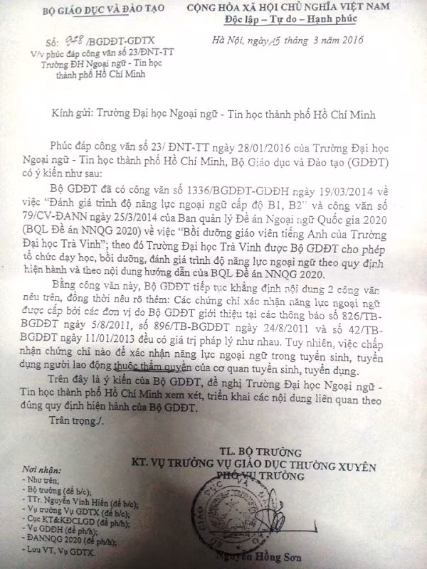 Theo đại diện của Trường ĐH Trà Vinh thì công văn số 978 chứng minh cho trường mình được phép bồi dưỡng, cấp chứng chỉ ngoại ngữ theo khung tham chiếu Châu Âu hạng A2. (Ảnh MC)