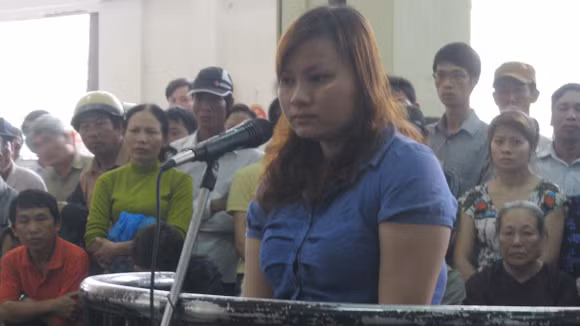 Tranh thủ làm “cò” mại dâm ảnh 1