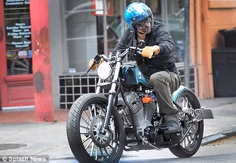 Brad và người tình Angelina Jolie sở hữu một căn hộ tại New Orleans Brad và người tình Angelina Jolie sở hữu một căn hộ tại New Orleans