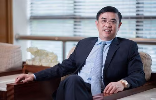 Tổng giám đốc Nguyễn Văn Lê được được vinh danh là một trong những doanh nhân trẻ Việt Nam tiêu biểu năm 2017 tại lễ trao giải thưởng Sao đỏ 2017.